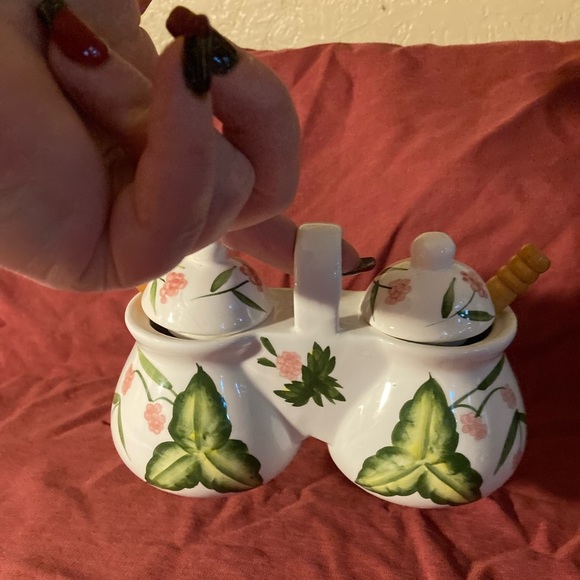 Cute sugar and… (something) bowls! Made in AMERICA! (Northlake, Illinois) - Picture 9 of 9